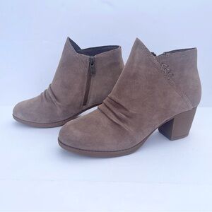 ✅ NEW ✅ Skechers Women's Taxi-Western City Ankle Boot Mushroom Color Size 10